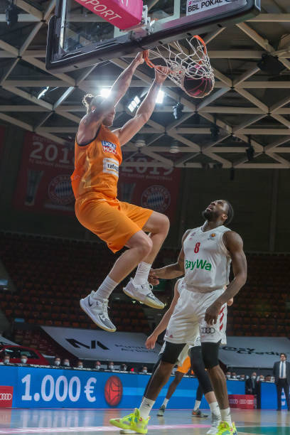 尽管过去几 尽管过去几