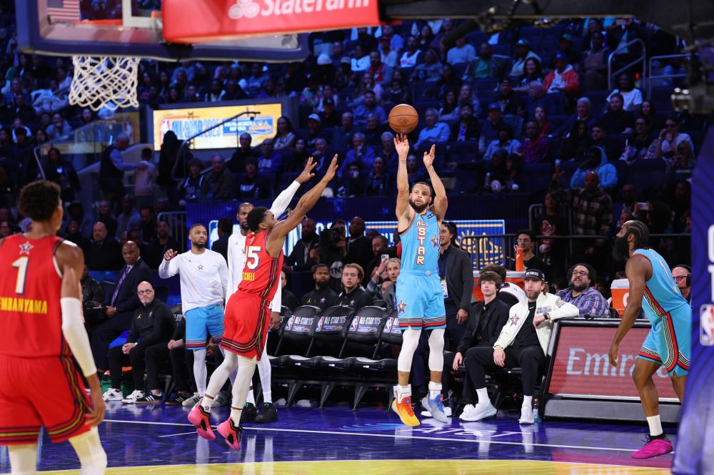 进攻端亮眼 进攻端亮眼