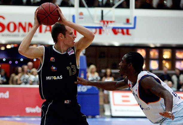 随着这份合 随着这份合