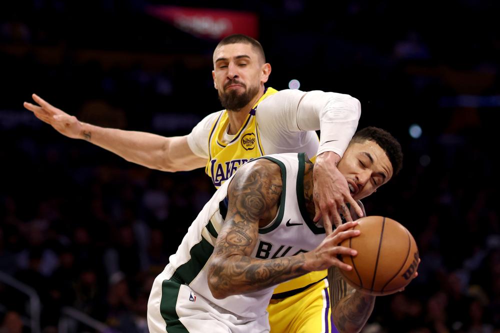 转会市场背 转会市场背