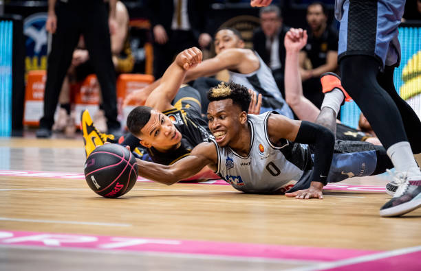 双方都展示 双方都展示